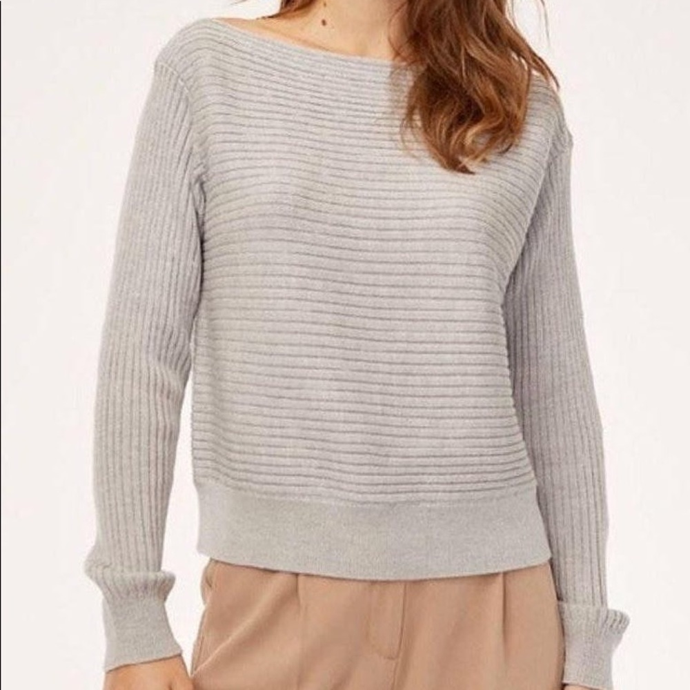 100% Wool ❤️ Aritzia Light Grey Sweater